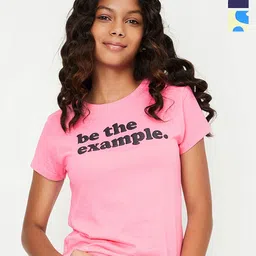 max Girls Typography 3 Printed V-Neck Raw Edge T-shirt-94