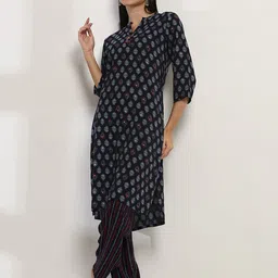 Rangriti Women Floral Printed Regular Kurta with Palazzos-image-56