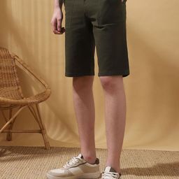 Dennis Lingo Knee Length Mid-Rise Cotton Casual Shorts-image-54