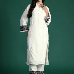 Indo Era Floral Embroidered Panelled Beads and Stones Kurta with Trousers-picture-22