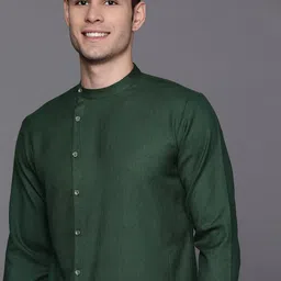 Indo Era Men Green Solid Kurta-image-44