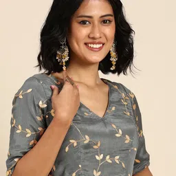 Ethnovog Embroidered Gotta Patti Chinon Saree Blouse-picture-48
