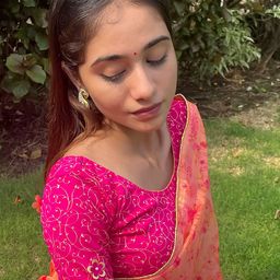 Bindigasm's Advi Printed Applique Stretchable Saree Blouse-image-24