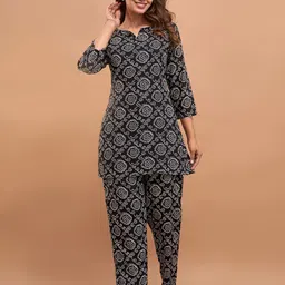 Shedika Bandhani Printed Night Suit-image-24