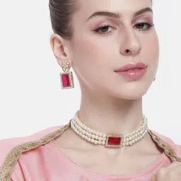 Peora Gold-Plated Kundan-Studded & Beaded Jewellery Set-13
