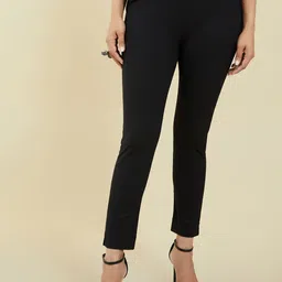 Soch Women Black Pure Crepe Cropped Regular Trousers-image-75