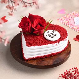Rosy Kiss Red Velvet Cake-image-17