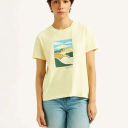 Levi'S Yellow Cotton Relaxed Fit Printed T-Shirt-image-41
