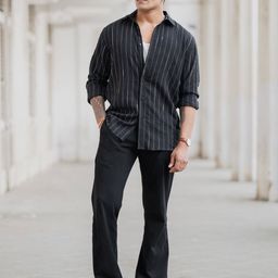 Powerlook Men Spread Collar Vertical Striped Cotton Casual Shirt-image-73
