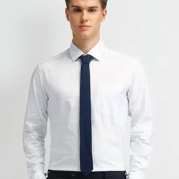 Arrow Men Manhattan Spread Collar Checked Cotton Slim Fit Formal Shirt-image-8