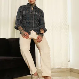 Campus Sutra Comfort Checked Spread Collar Casual Shirt-image-73