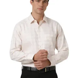 Van Heusen White Cotton Regular fit Checks Shirts-picture-42