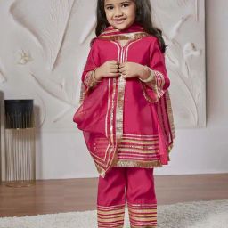 VASTRAMAY Girls Pink Kurta with Pyjama Set With Dupatta-image-11