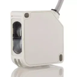 RS PRO Polarised Retro Reflection Photoelectric Sensor Block Sensor 5 m Detection Range, 2024477 image 4
