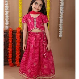 Kinder Kids Sleeveless Floral Embroidered & Sequins Embellished Coordinating Lehenga & Choli With Dupatta Set - Pink-picture-31