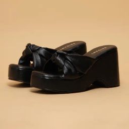 Eridani Women's Gloriaa Black Casual Sandals-image-45