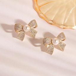DressBerry Korean Gold-Plated Pearls Beaded Chunky Contemporary Studs-14