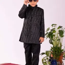VASTRAMAY Boys Black Embroidery Full Sleeves Indowestern Sets-image-99