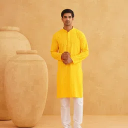 SOJANYA Men Embroidered Sequinned Kurta-image-38