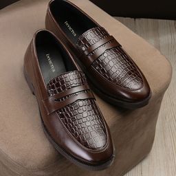 INVICTUS Textured Formal Loafers-image-8