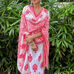 AAYUFAB Women Floral Printed Pure Cotton Kurta with Trousers & Dupatta-36