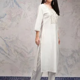 Vishudh Women Embroidered Regular Thread Work Kurta with Palazzos & With Dupatta image 4