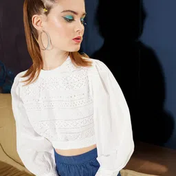 STYLECAST X KASSUALLY Bishop Sleeves Monochrome Cotton Schiffli Styled Back Crop Top-picture-28