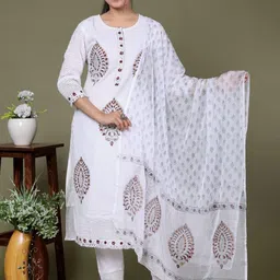 MF Hayat Women Floral Printed Self Design Regular Pure Cotton Kurti with Pyjamas & Dupatta-picture-7
