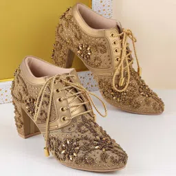 Mochi Women Embellished Block Mules-34