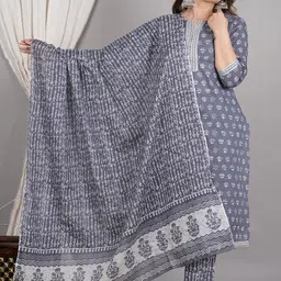 SIGNORIA Women Floral Printed Thread Work Pure Cotton Kurta With Trousers & With Dupatta-15