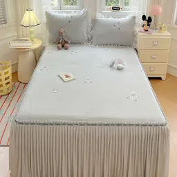 JC HOME Grey 150 TC Queen Bedsheet with 2 Pillow Covers-image-7