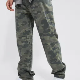 boohooMAN Camouflage Printed Regular Trousers-picture-5