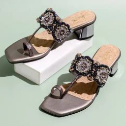 Inc.5 Women's Pewter Toe Ring Sandals-image-49