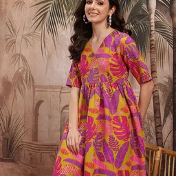 Pinly Women Printed V-Neck Crepe Wrap Dress-picture-30