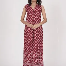 Maroon Front Buttoned Jumpsuit-picture-24
