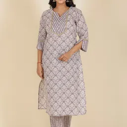 Aramya Cotton Floral Print Straight Kurta Trouser Set-picture-8