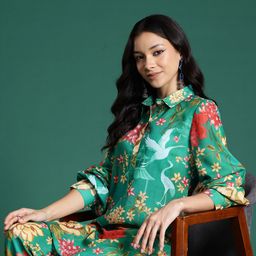 Sangria Women Floral Printed Kurta with Trousers-picture-11