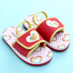 Babyoye Backstrap Closure Flip Flops With Hearts Print - Red image 2