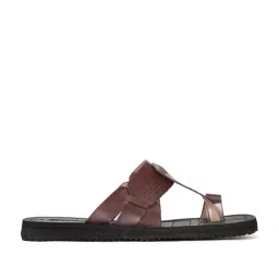 Bata Men's Wine Toe Ring Sandals-image-96
