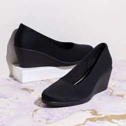 Inc.5 Women's Black Wedge Pumps-image-74