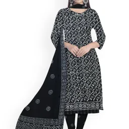 Farooq Dyeing Floral Printed Batik Pure Cotton Unstitched Dress Material-image-18