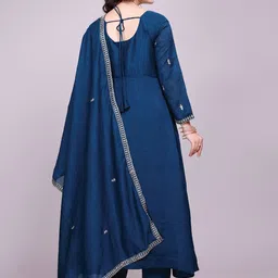 BLENDIFY Floral Yoke Design Zari A-Line Kurta With Trousers And Dupatta image 3