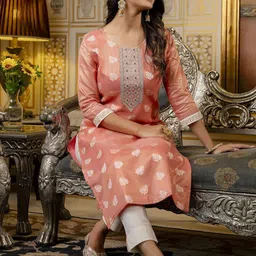 VredeVogel Floral Woven Design Round Neck Regular Thread Work Straight Kurta-picture-16