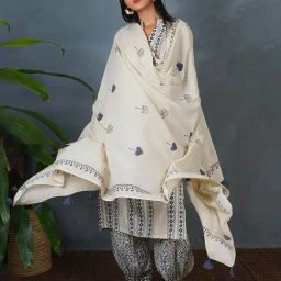 Chidiyaa Off White Pure Cotton Relaxed Fit Printed Duppatta-picture-21