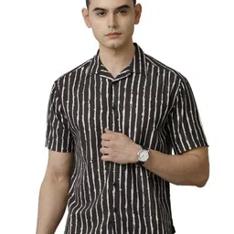 Voi Jeans Men Boxy Opaque Striped Casual Shirt-image-98