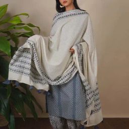 Chidiyaa Off White Pure Cotton Relaxed Fit Printed Duppatta-picture-34