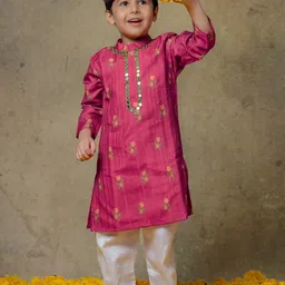 Vivedkids Boys Floral Printed Regular Kurta with Trousers-image-8
