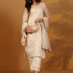 Varanga Women Ethnic Motifs Embroidered Regular Kurta with Trousers & With Dupatta-9