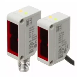 RS PRO Diffuse with Background Suppression Photoelectric Sensor & Block Sensor 1 m Detection Range IO-LINK, 2377272-9