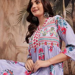 Sangria Floral Printed Lace Insert Detail Empire-Style A-Line Kurta with Trousers-53
